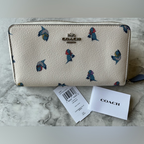 Coach x Disney Limited Edition NWT Cinderella Wallet - Picture 1 of 5